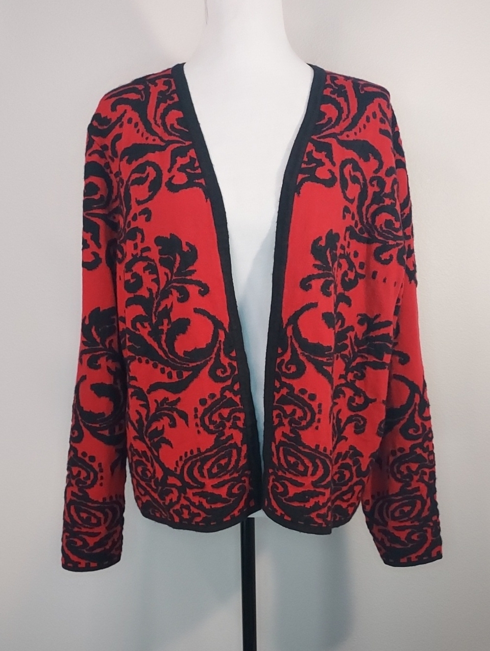 Chico's Red Black Open-Front Damask Patterned Open Front Cardigan Size 3